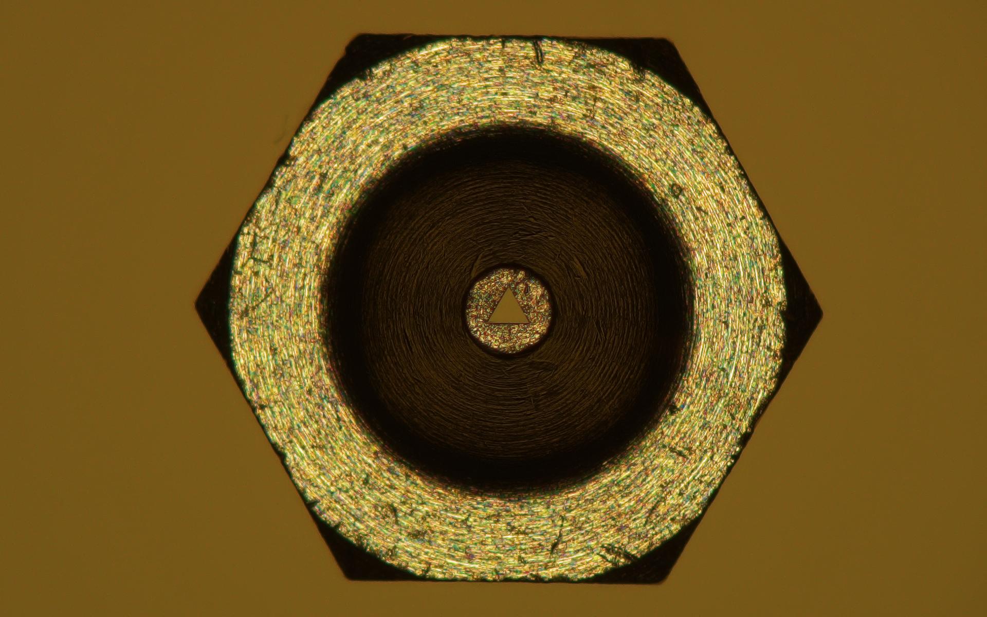 Triangular Extrusion Nozzle