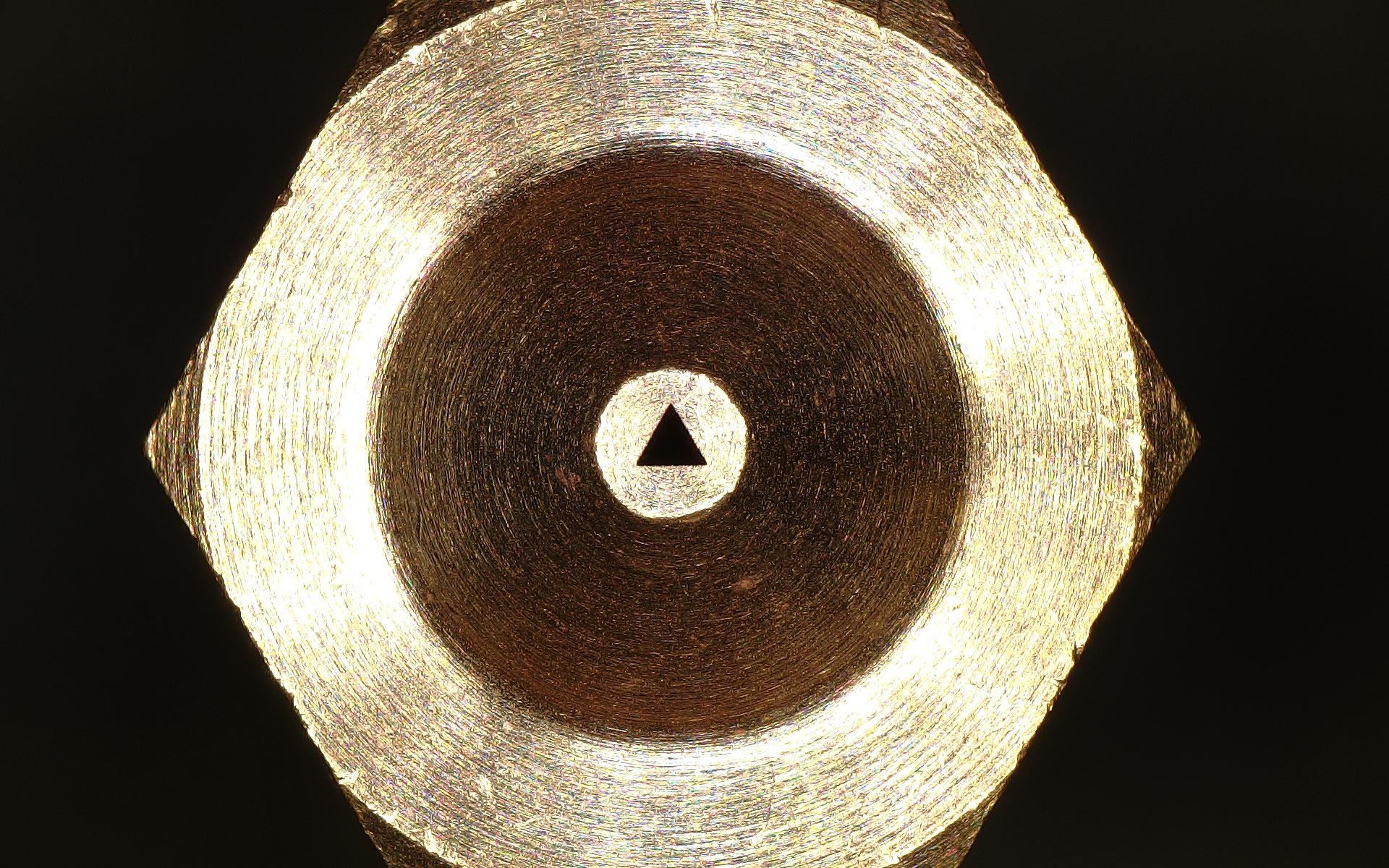 Triangular Extrusion Nozzle